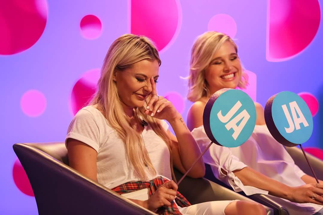 emoadams's tweet image. Oh La La - Vanaand Op @JouShow 8pm @kykNETtv 144