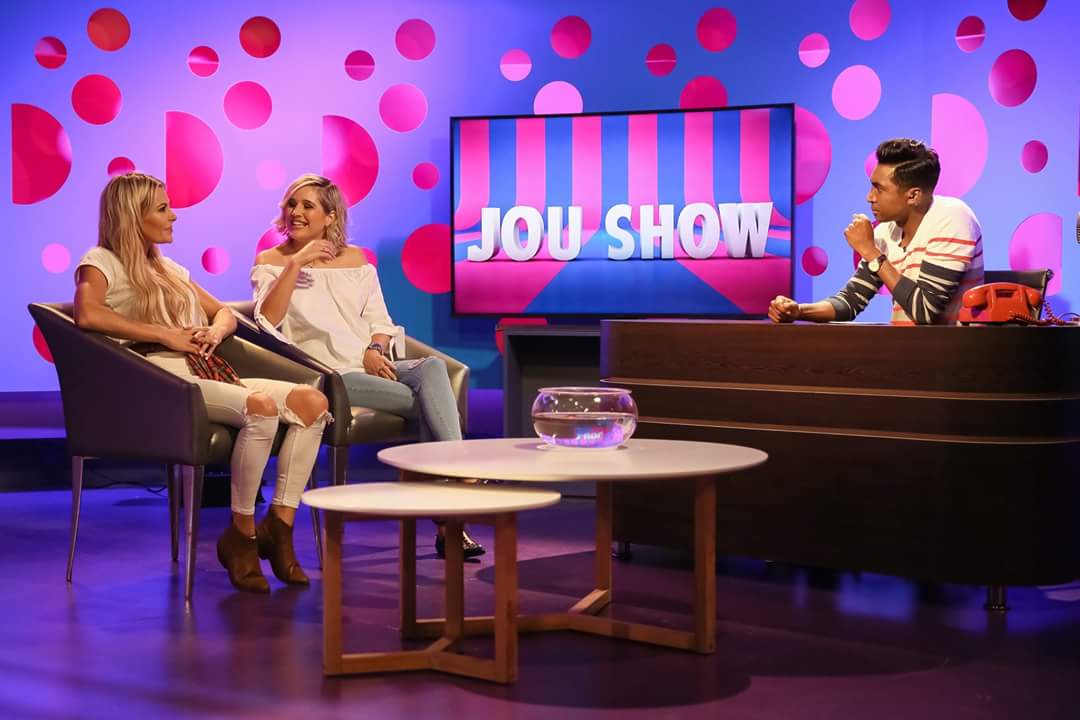 emoadams's tweet image. Oh La La - Vanaand Op @JouShow 8pm @kykNETtv 144