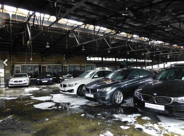 News Now Krefeld Grossbrand Bei Bmw Handler Becker Klausmann T Co Vclpflhblb
