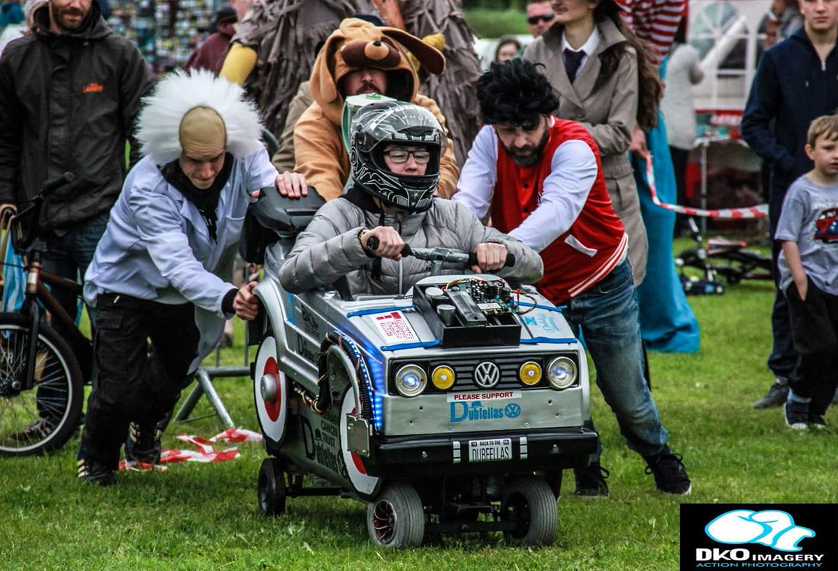 DUBFELLAS's tweet photo. Great weekend @VanJamboree 9 raised £146 @TeenageCancer #Dubfellas racing #wheelie bin &amp; only won #race 😉 next #bso https://t.co/jQwPpBYRBo