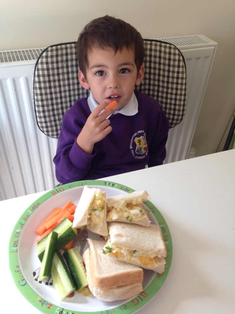 JadeMarriott1's tweet photo. CP enjoying his egg &amp; cress sandwich for dinner, using the cress he grew @BroughtonCP https://t.co/Fsknch4JBS