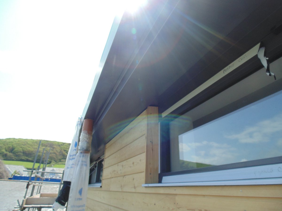 dwpltdarchitect's tweet photo. #timbercladding #powdercoatedaluminium #sunshine #croyde https://t.co/AfsHROb9GF