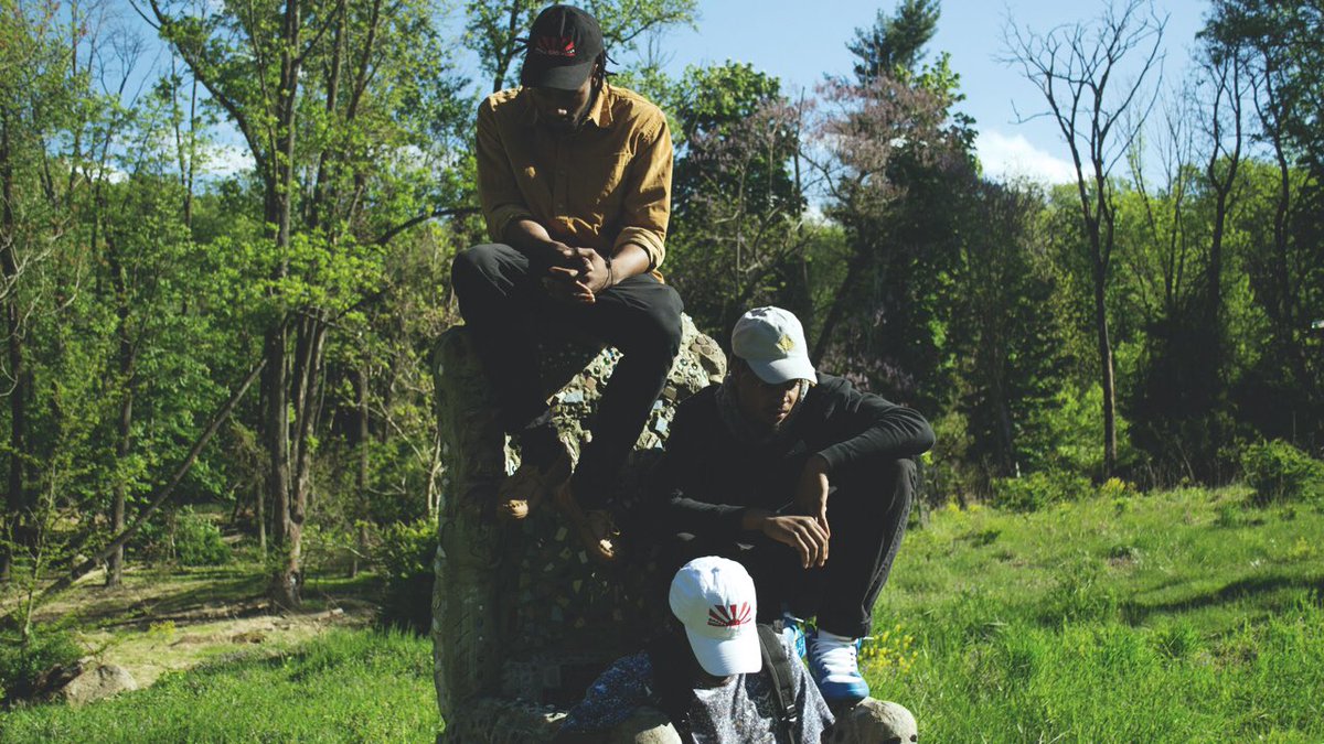 LandOfTheCircle's tweet photo. SmallCircle x ØG https://t.co/Dp2QWxRRae