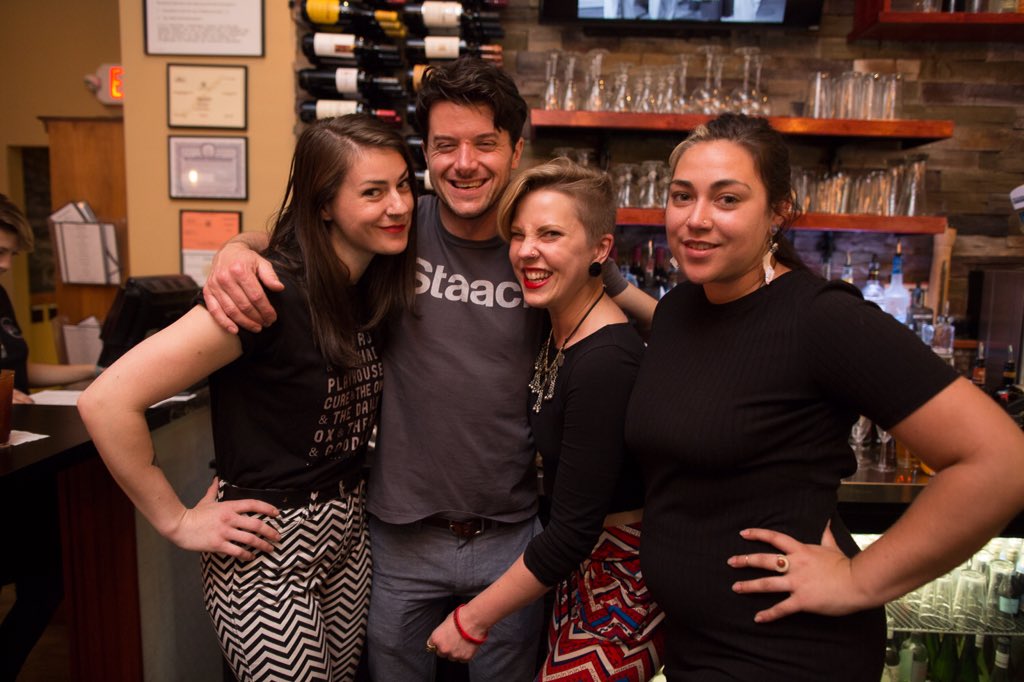 Fish & Crown tweet media