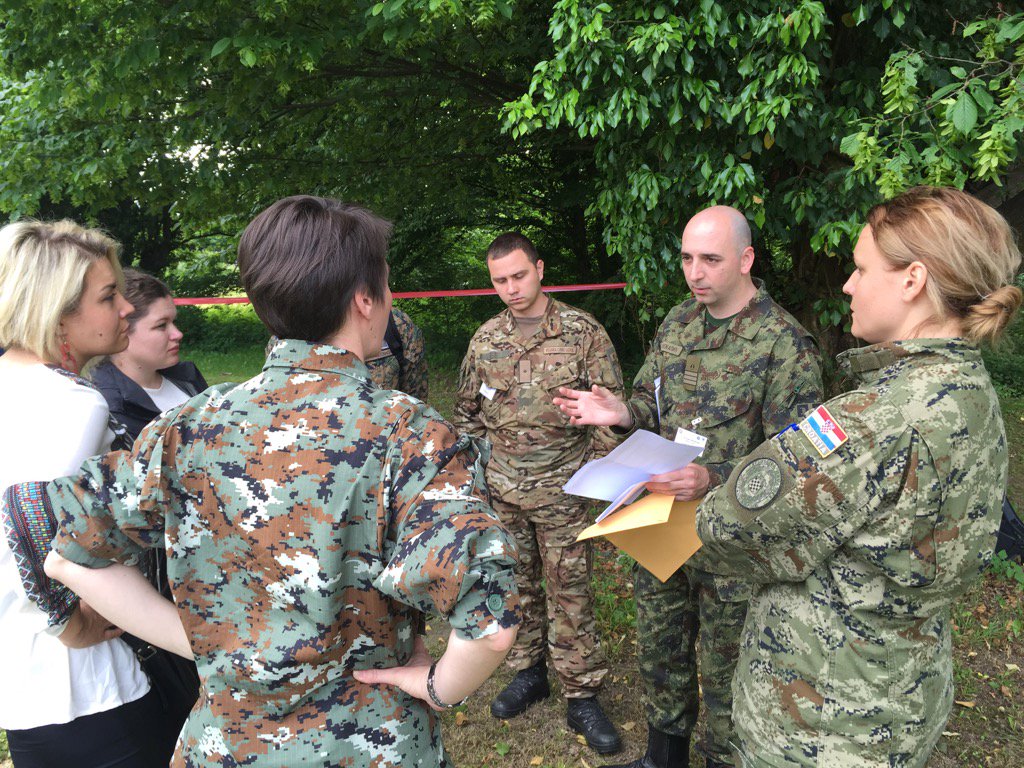 UNDP_SEESAC's tweet photo. #RSSRP Gender Trainers during outdoor exercise #Gender ToT @UNDP_SEESAC @RACVIAC @NorwayMFA @mo_i_vs #saferregion https://t.co/6WpLzGAS0M