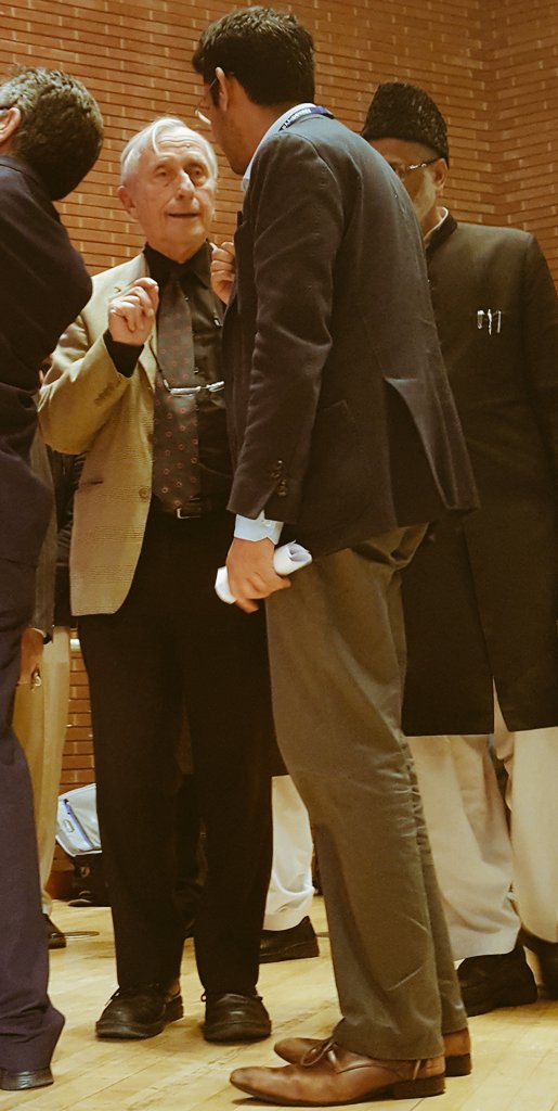 Dr Yohanan Friedmann sharing his passion with #Islamic teachings