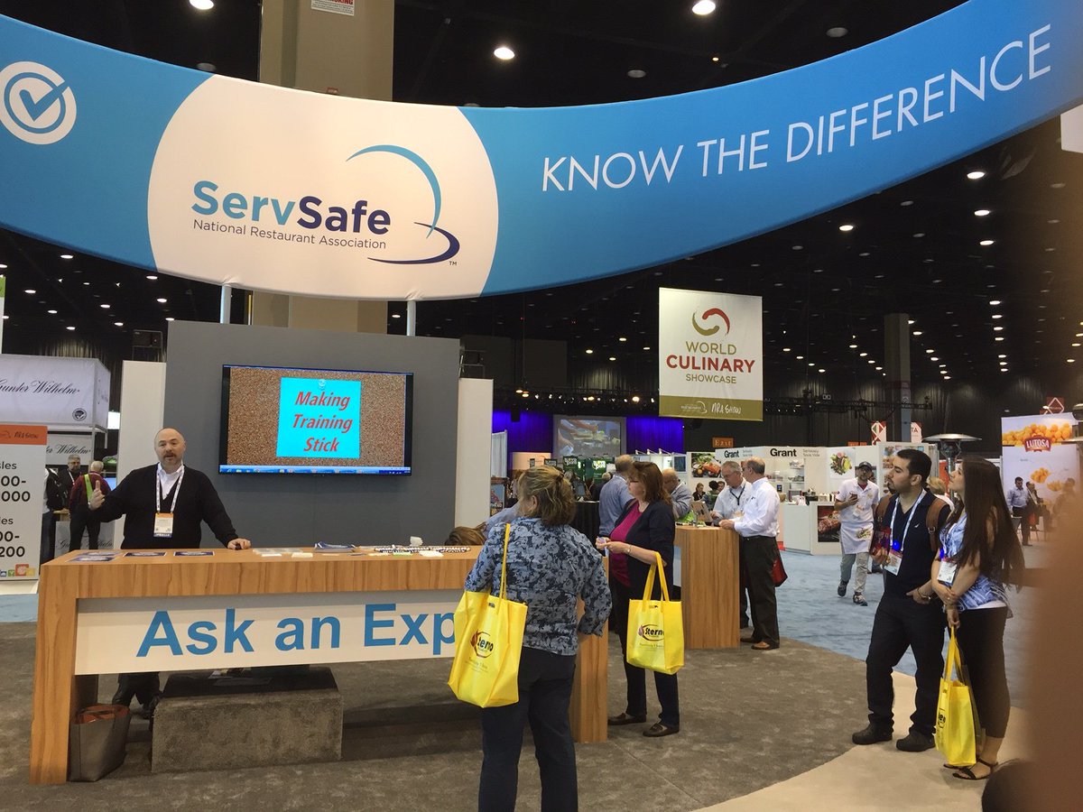 CHARTtrainers's tweet photo. Who better to be the Ask an Expert than @patrickyearout? @ServSafe @NRAShow #MakingTrainingStick #TeamCHART https://t.co/UjfylzeFnI