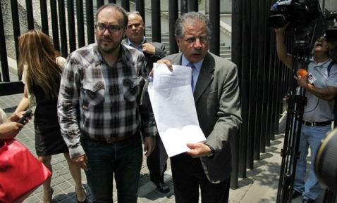 #Entérate Jesús Ortega denunció a <a href="/lopezobrador_/">Andrés Manuel</a> ante la Fepade por delitos electorales bit.ly/1U9QqGa