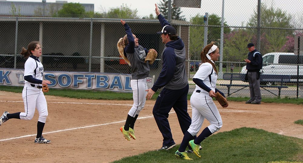HarperHawks's tweet photo. NEWS: @HarperCollege @Harper_Softball Takes Interim Tag off Scott Plaza (@MrPlaztastic17): https://t.co/4a1z7N5a3a https://t.co/xUS3Pnuzkw