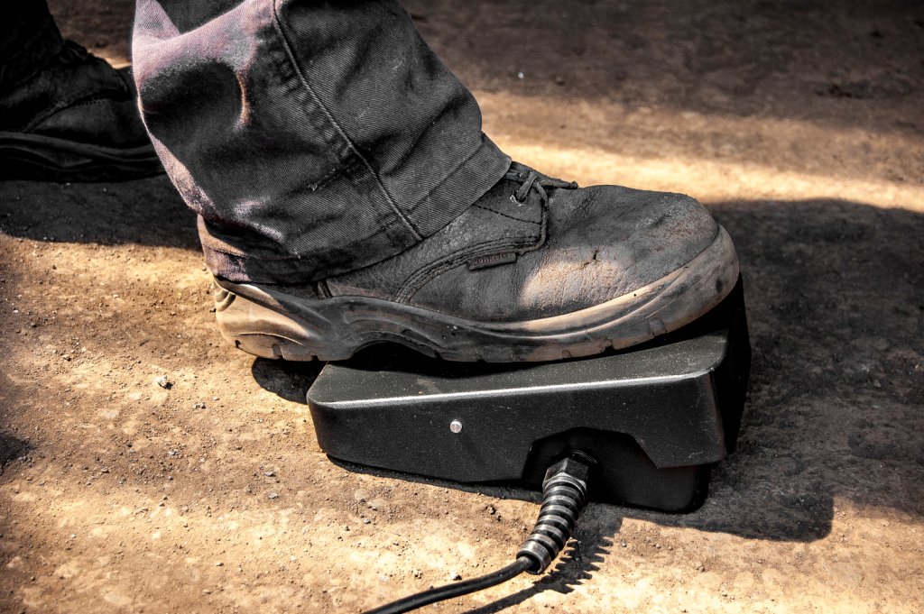 ImpaxTools's tweet image. Our IMPAX IM-TIG160 comes complete with foot pedal - now thats unique! #weldsmart @Screwfix @screwfi