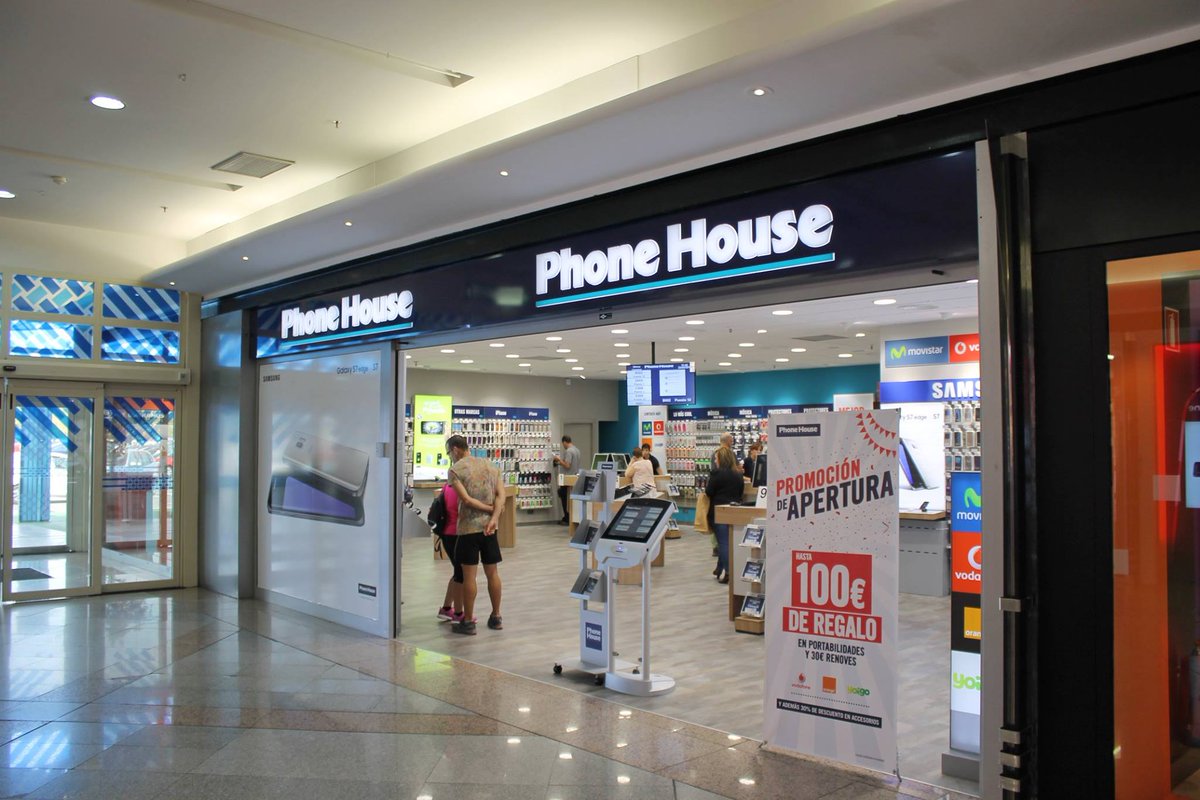 laljub's tweet photo. ¡Ven a @laljub y descubre cómo es la nueva imagen de @PhoneHouse_Es ➡ https://t.co/gjm1IB5TAQ! 🆕 https://t.co/WtaHNFzWVY