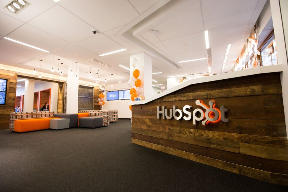 Irish_TechNews's tweet photo. A new opening at @HubSpot! Senior Mobile Dev (#iOS or #Android) needed. Apply with a click: https://t.co/6vFeBn9DIY https://t.co/OXRVGFQXFq