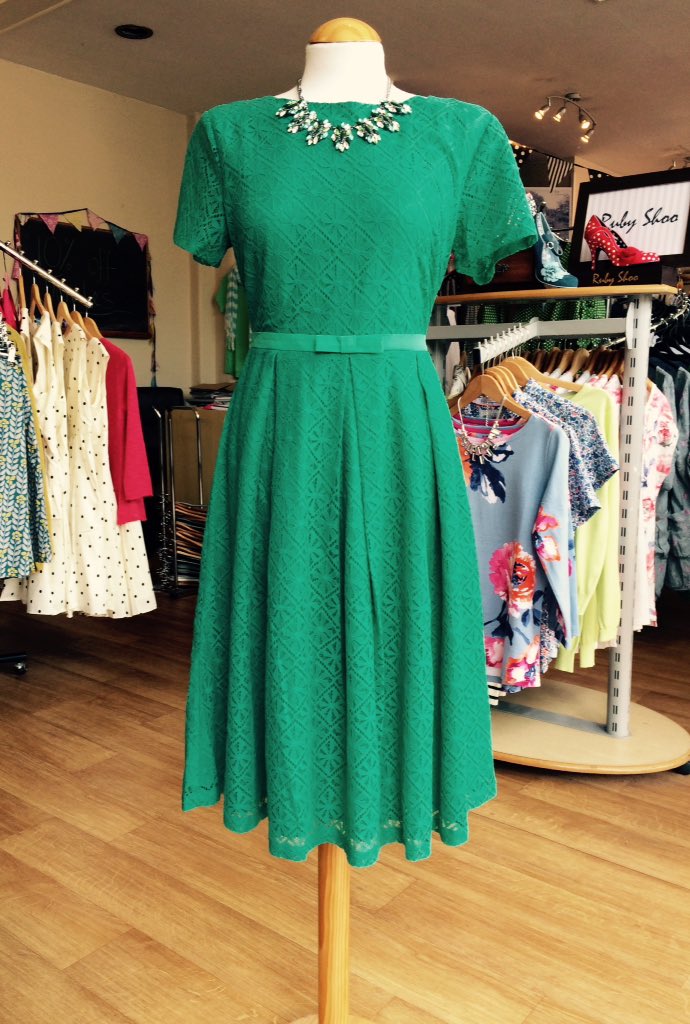 Such a terrible photo. Such a beautiful dress!