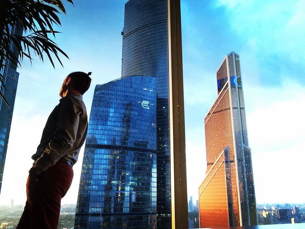 ebanchous's tweet photo. Big city life #Kpmg #moscowcity #moscow #skyscraper #skyscrapers #mercury #federationtower by: beez_on https://t.co/bekDE9CbeC