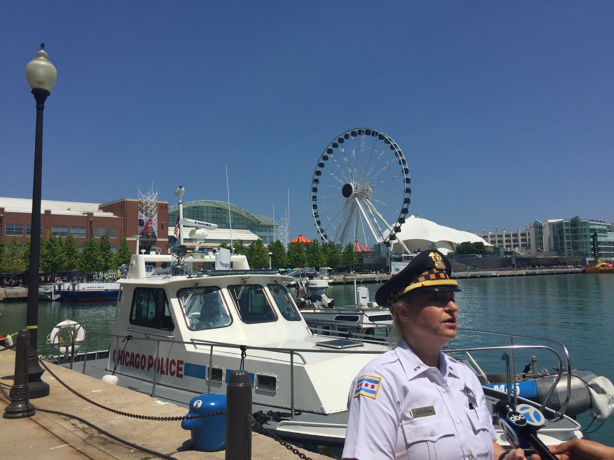 Chicago Police tweet media