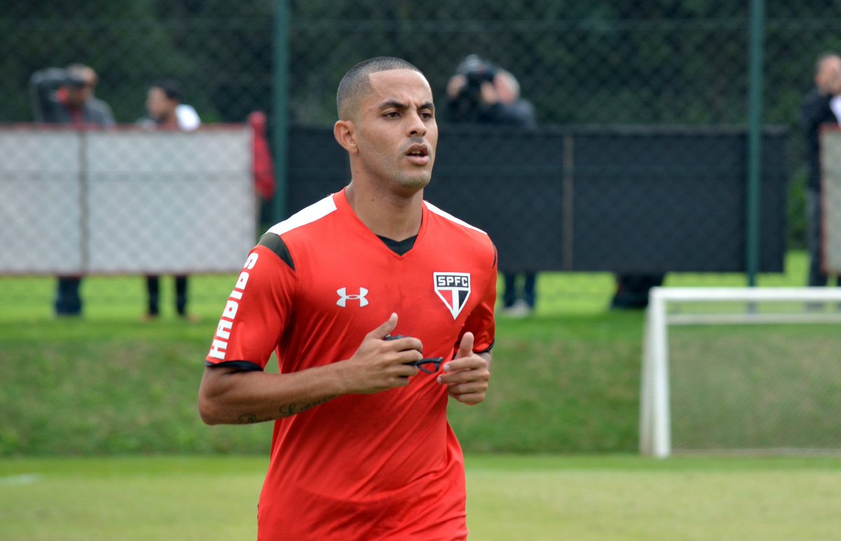 SaoPauloFC's tweet image. Na reapresentação do elenco, Ytalo inicia trajetória no clube

spfc.vc/1OSVBLJ