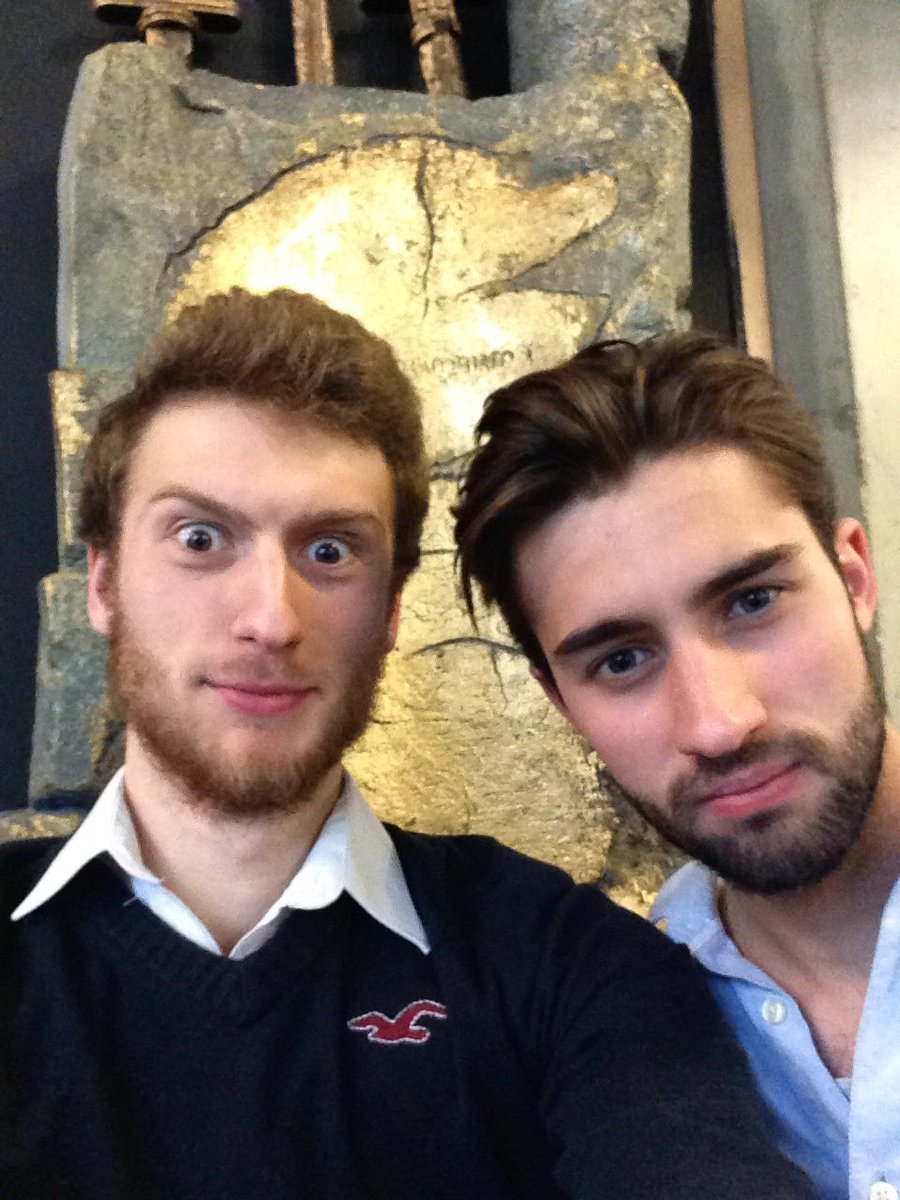 JJGulliford's tweet photo. Smash it @jontarcy!!!
We'll be waiting at the bar...
@Rosetheatre #kingjohn #throneselfie @BenMabberly https://t.co/ybBNMf4G0L