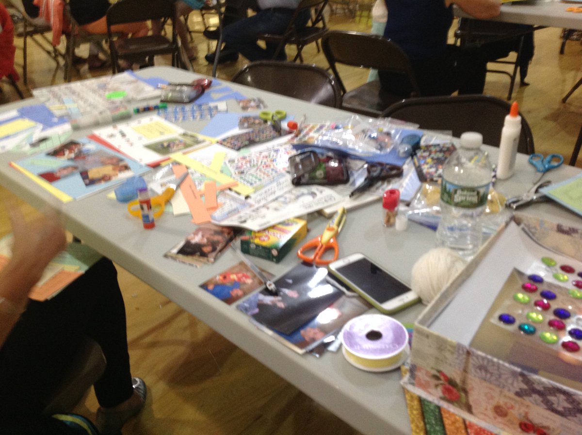 PawlingCSD3's tweet photo. Pawling hosted a successful Making Memories with Grandparents night on May 20th....Hoping everyone had a great time! https://t.co/N6LFx9WqOE
