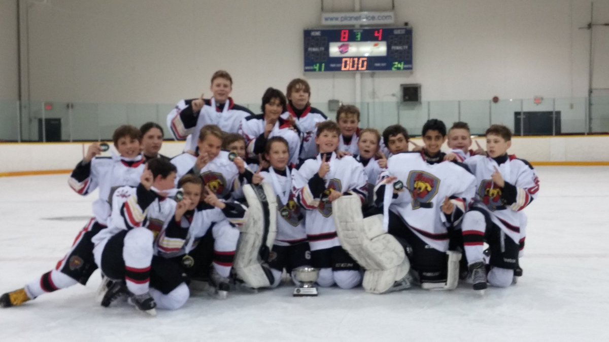 2004 BC Bears tweet media