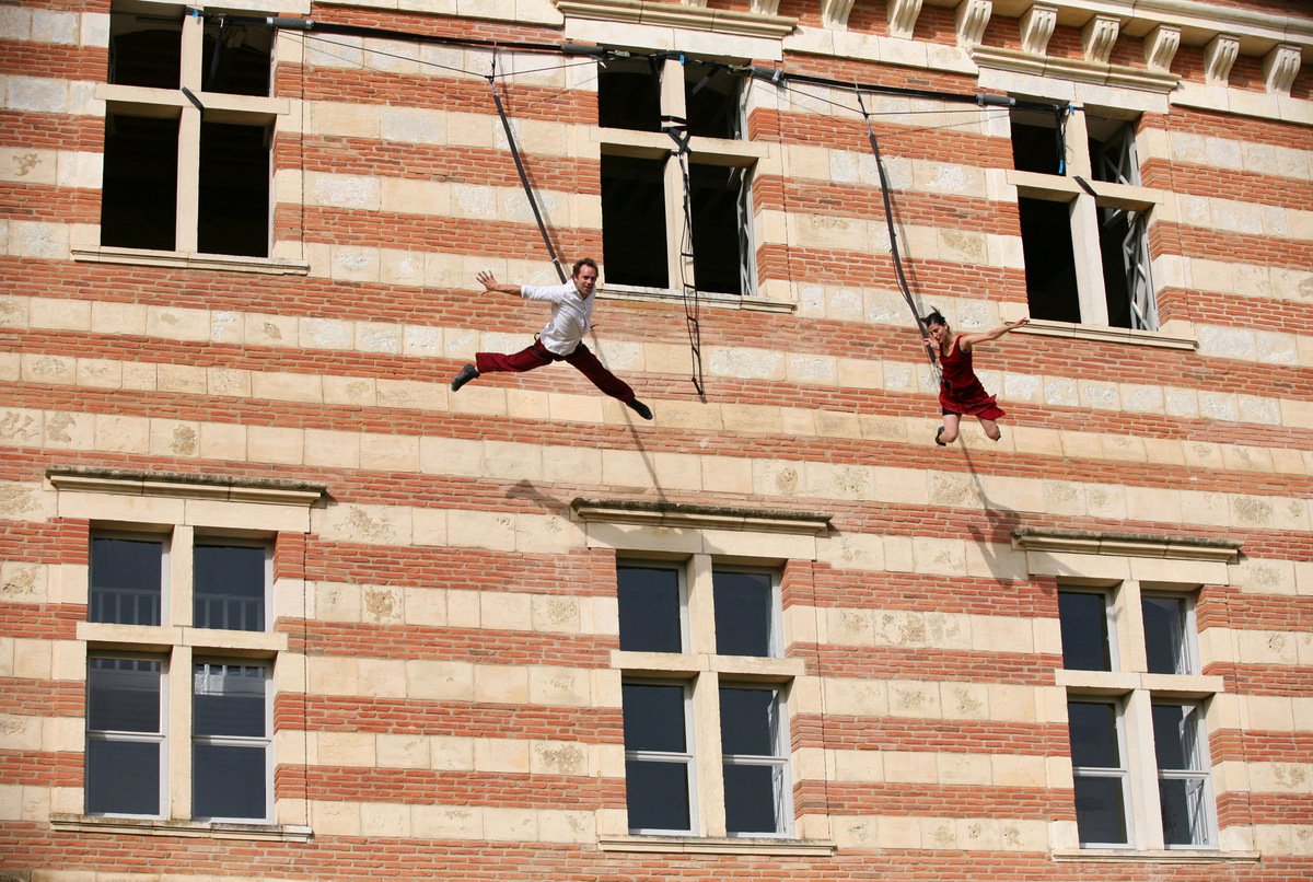 HauteGaronne's tweet photo. La #HauteGaronne donne des ailes ! Le #programme de la saison culturelle estivale est là ! https://t.co/LoSSQY7Ah7 https://t.co/37Y8egkdGa