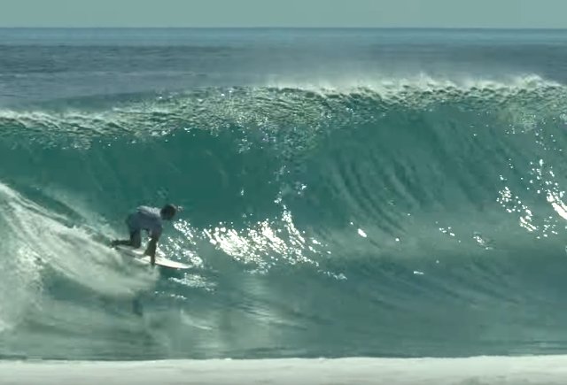 Going Left - Chris Ward and Lee Wilson catch Desert Point firing puls.ly/3befKQ #surfing