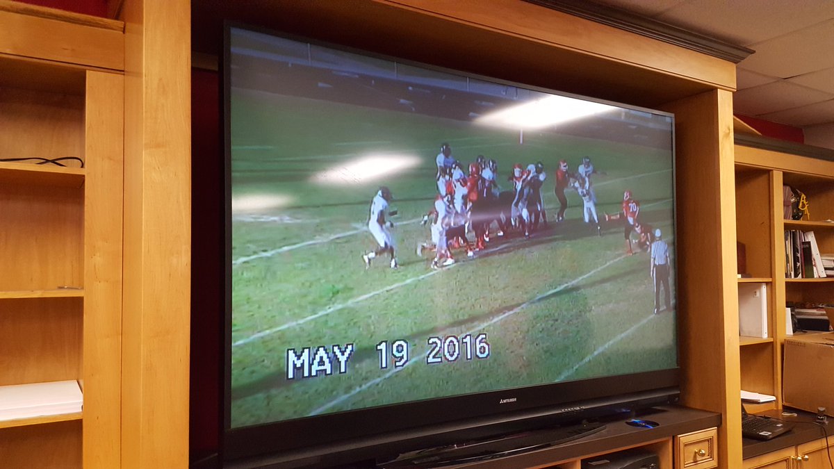 HHS_Terriers's tweet photo. Watching film... #SpringJamboree 
#GetBetter #MoreDiscipline #StrongOffense #HardWork https://t.co/t2DSc0F79w