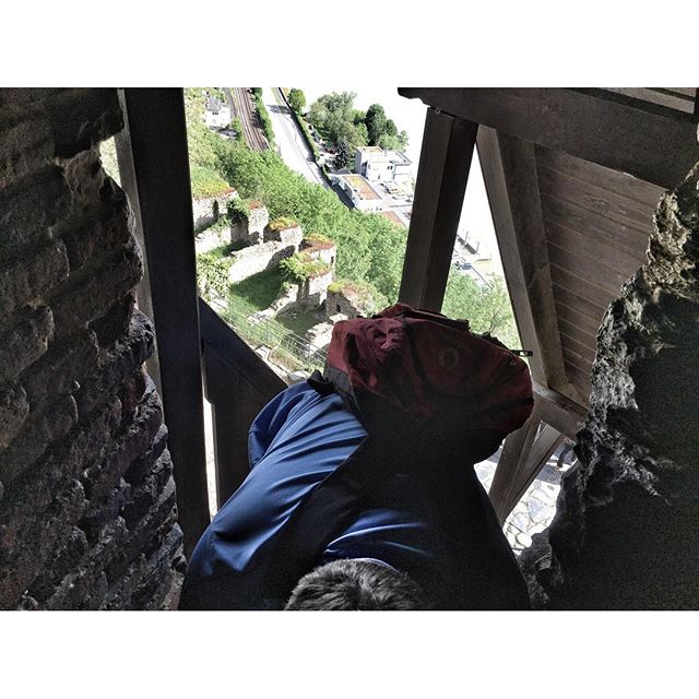 From @dlpinion - Exploring old castle ruins from the other day. #storror #explore #castle #climbing #parkour #fr