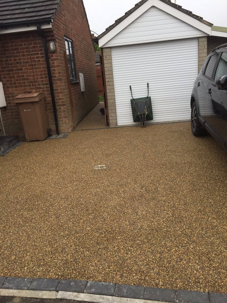 tpclandscapes's tweet photo. Golden pea resin drive and paths supplied and layed from £40 a meter none slip no more cracks water porous https://t.co/pZrAsct9sc