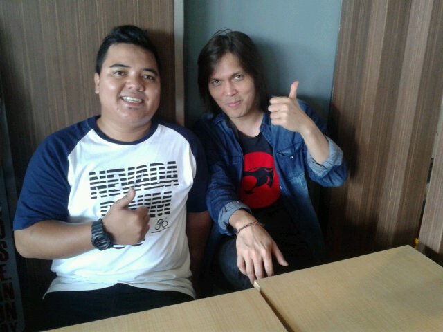 ogga55's tweet photo. At @KFC_Bogor 030216 @ONCEmkl https://t.co/suT4S2gIb7