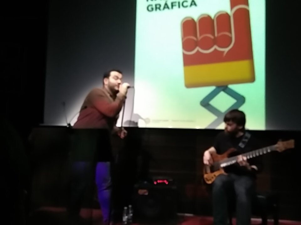 Bass in a Voice (@bassinavoice) on Twitter photo Robamos foto a @marianarizaga de nuestra visita al acto literario de #UPL. Estuvo genial,gracias! <a href="/valeriocruciani/">Valerio Cruciani</a> 😊 Robamos foto a @marianarizaga de nuestra visita al acto literario de #UPL. Estuvo genial,gracias! <a href="/valeriocruciani/">Valerio Cruciani</a> 😊