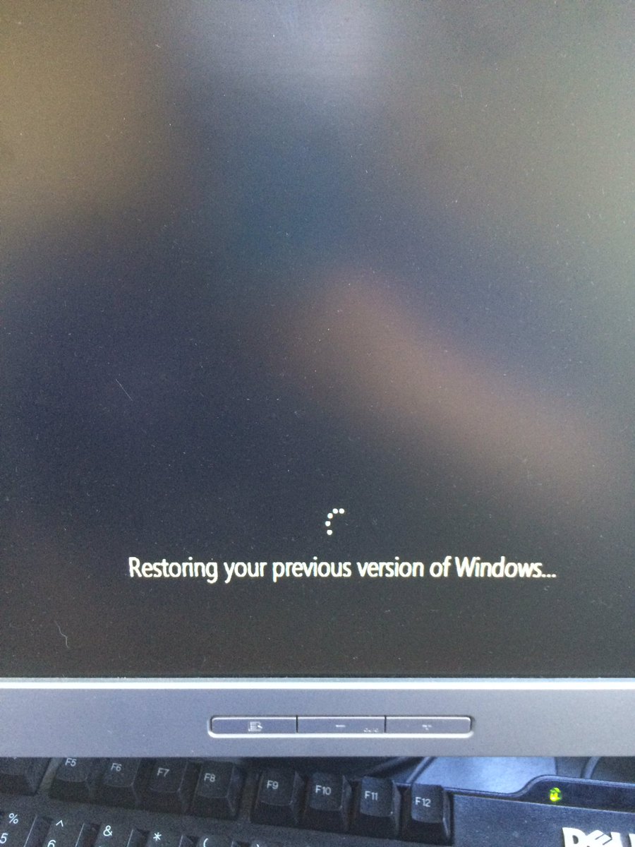chrishagstrom's tweet photo. Microsoft auto update to Windows 10 can go straight to hell.... #MiLBprobs #DakStats https://t.co/5V1WfstV3b