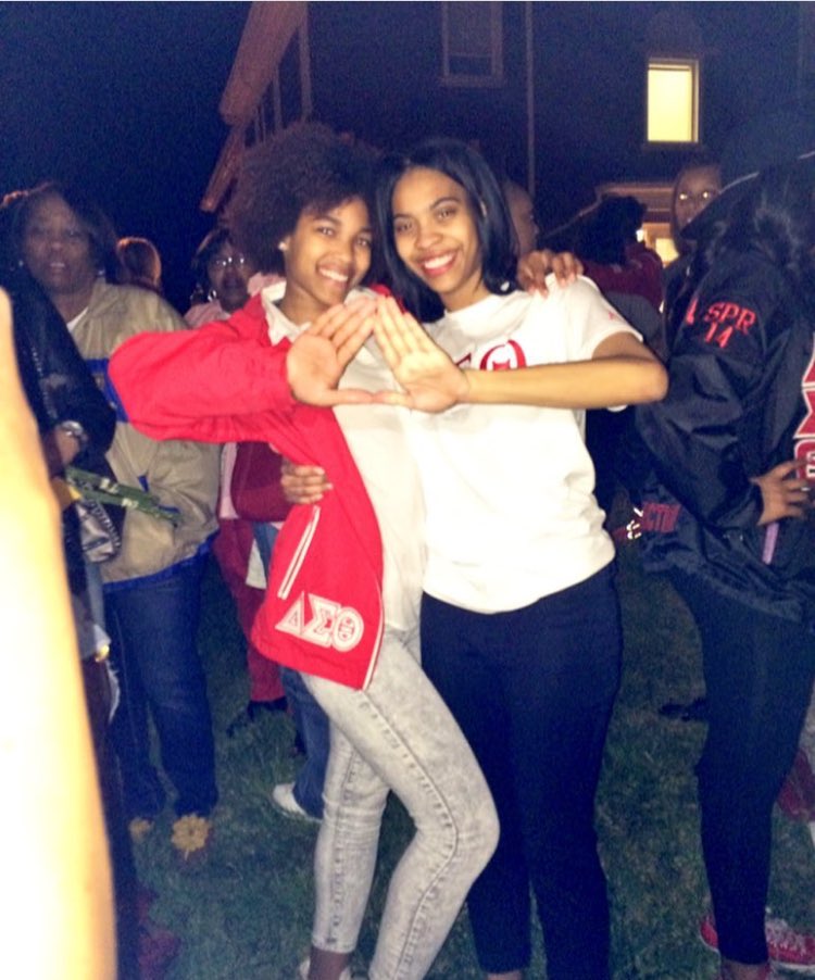 _itscheynicole's tweet photo. That's my babyyyy πππ #c10b #WhatAboutThemDIMES https://t.co/W7P2Sjyomy