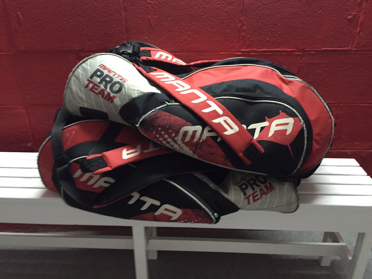 MantaWorldSport's tweet photo. Spotted a gaggle of #Manta bags at the #BCQS2016 in #Barbados - #SquashInParadise #YouShouldBeHere #Squash https://t.co/TvCRM186mN