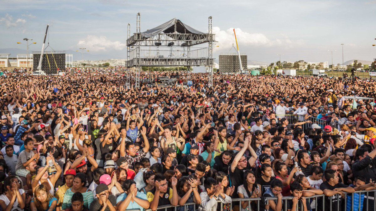 GobNeza's tweet photo. #Nota Más de 700 mil personas acudieron a las diversas actividades del Festival de #Neza. https://t.co/lLHuvbFHEt https://t.co/PRfanS8Qxj