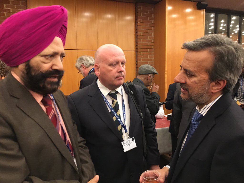 <a href="/TrueCaliphateUK/">True Caliphate</a> <a href="/AhmadiyyaUK/">Ahmadiyya UK</a>