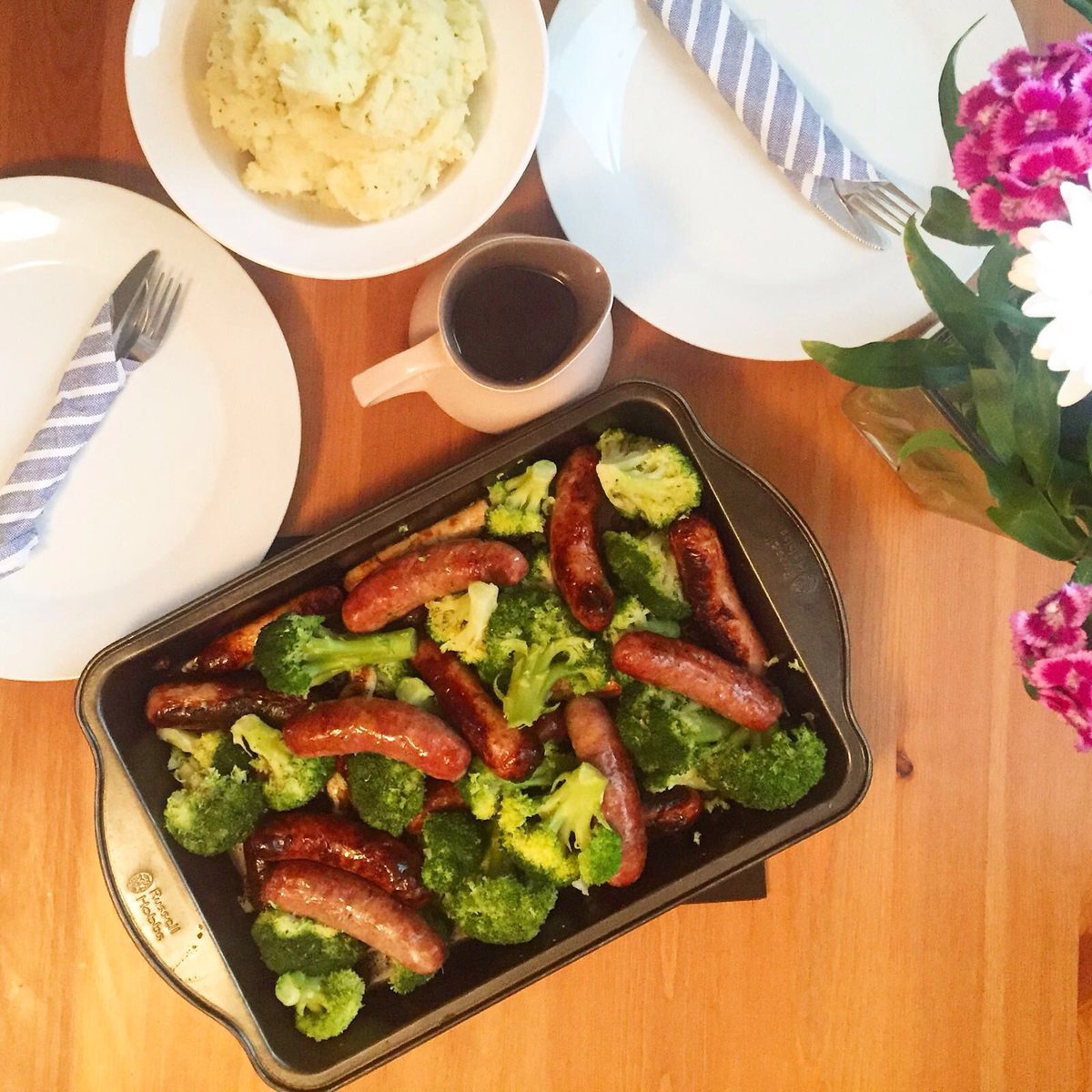 perfectpestogd's tweet photo. Our Posh Sausage&amp;Mash recipe will be on the blog this week! #Recipe #FoodBlog #PerfectPestoGD https://t.co/0M1ScuYMS1
