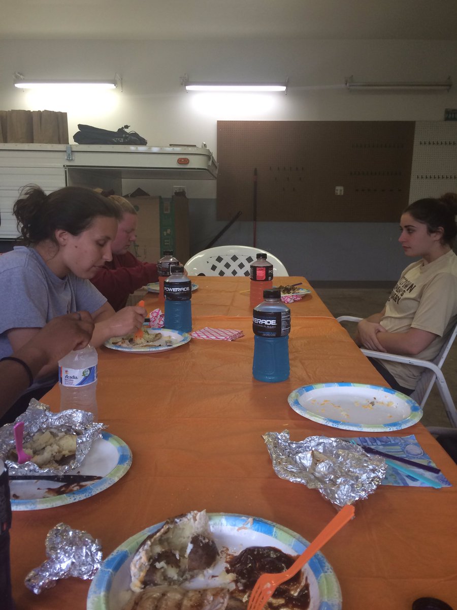 Thank you to Dr. Stunkard and her husband for hosting dinner tonight!!