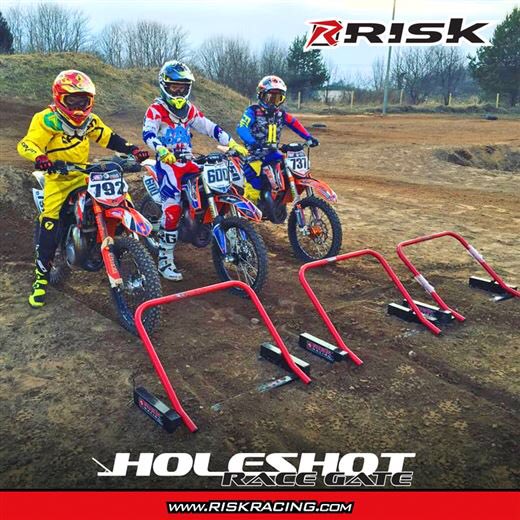 Grayson_45Mx's tweet photo. : "Link the Holeshot Gates together and see who really has the fastest start!"#ImSponsoredByRisk @RiskRacingMoto https://t.co/tw4FRXw0Rk