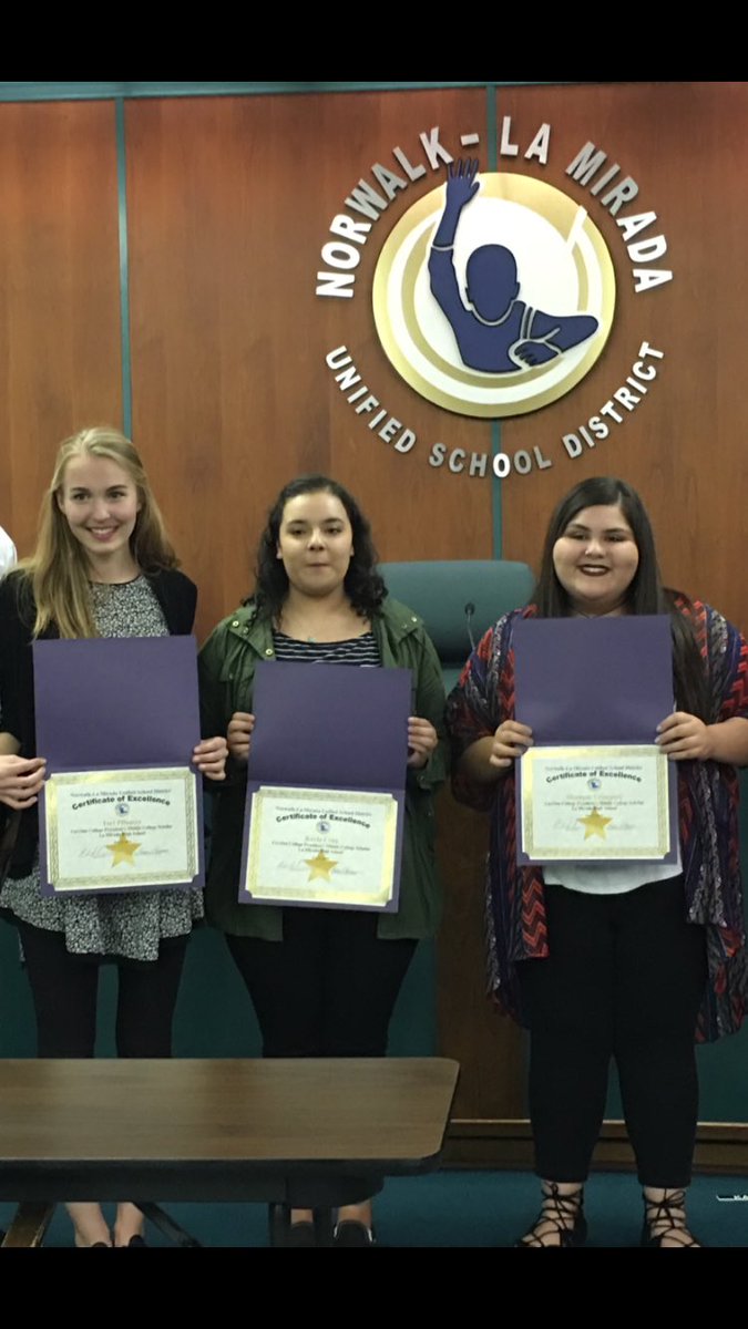 Congrats to our President's Middle College Scholar Graduates!