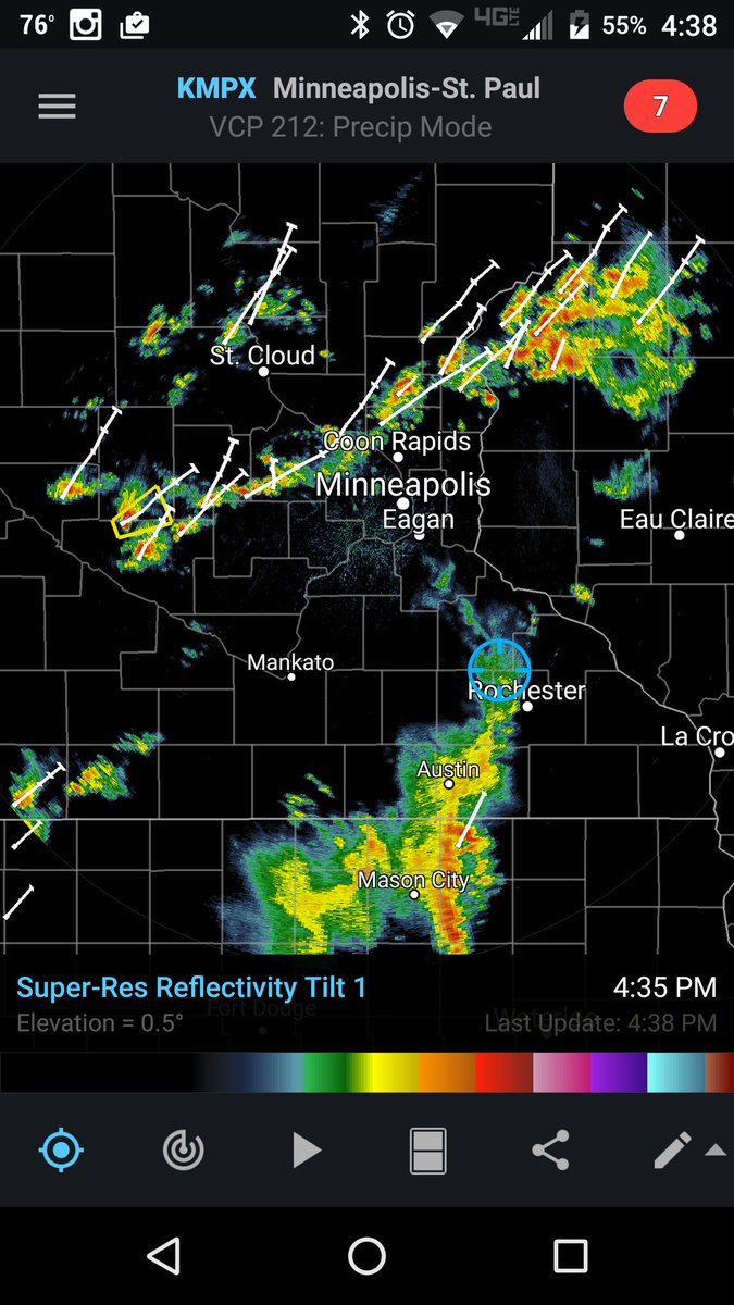 TStrandeWx's tweet photo. Storms across the state tonight. Most should remain sub-severe, stronger cells may produce severe winds/hail https://t.co/qy3ES9Mzy5