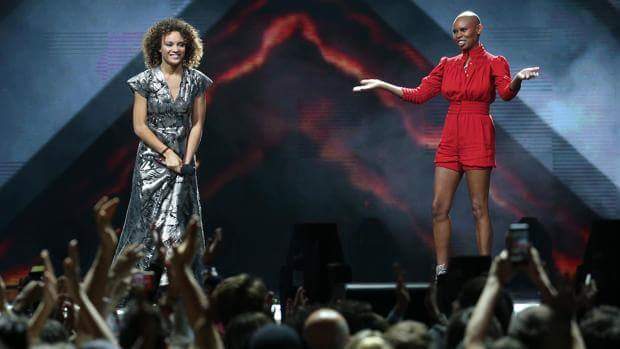 lucabellesi's tweet photo. Secondo ospite del Bi LIVE 2016 - Startup "ENRICA TARA" (xFactor 2015 - Team Skin) https://t.co/yO2pq0JUCO