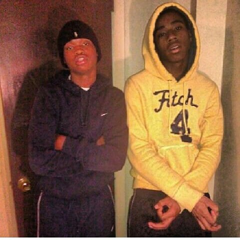 meirthagoon's tweet image. Fuck a friend i keep Doo wit me cause i kno ma lil brova gone blast wit me #FreeDoo