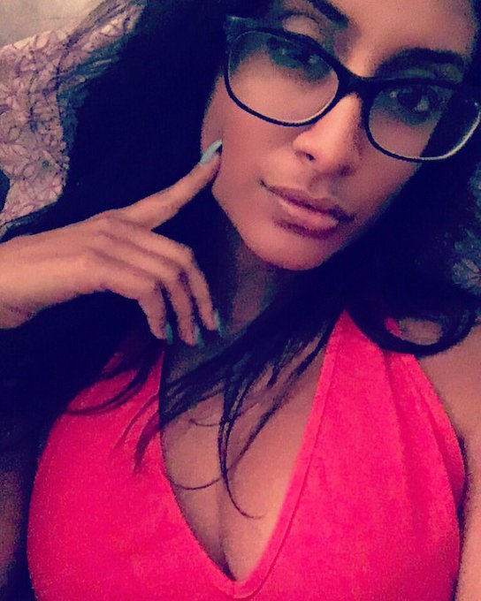 Happy Monday!! Please be sure to vote, and remember you can vote once a day! https://t.co/8N29GxpfE1<a href="/tag/pewpewpew"class="tags"><span>#pewpewpew</span></a><a href="/tag/teamjisel"class="tags"><span>#teamjisel</span></a><a href="/tag/gettinjizzynow"class="tags"><span>#gettinjizzynow</span></a>