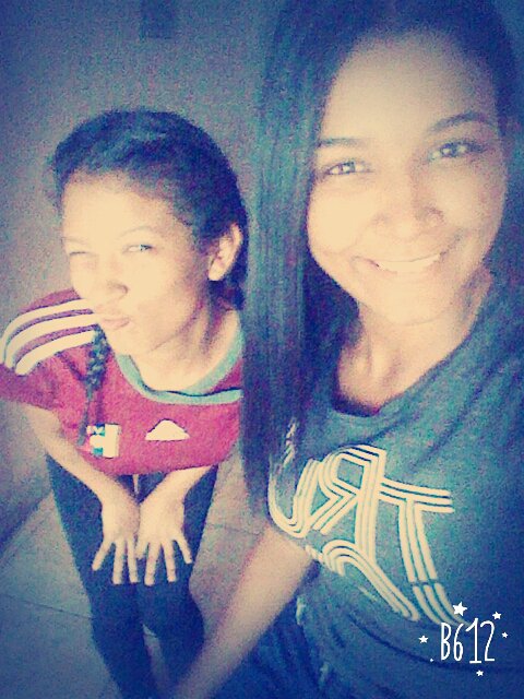 PattySanchez02's tweet photo. #Gemela💖#TeAmo💖 #MiNegra😚. #MiCompañeraDeVida 😘. https://t.co/3VXjrgoRsB