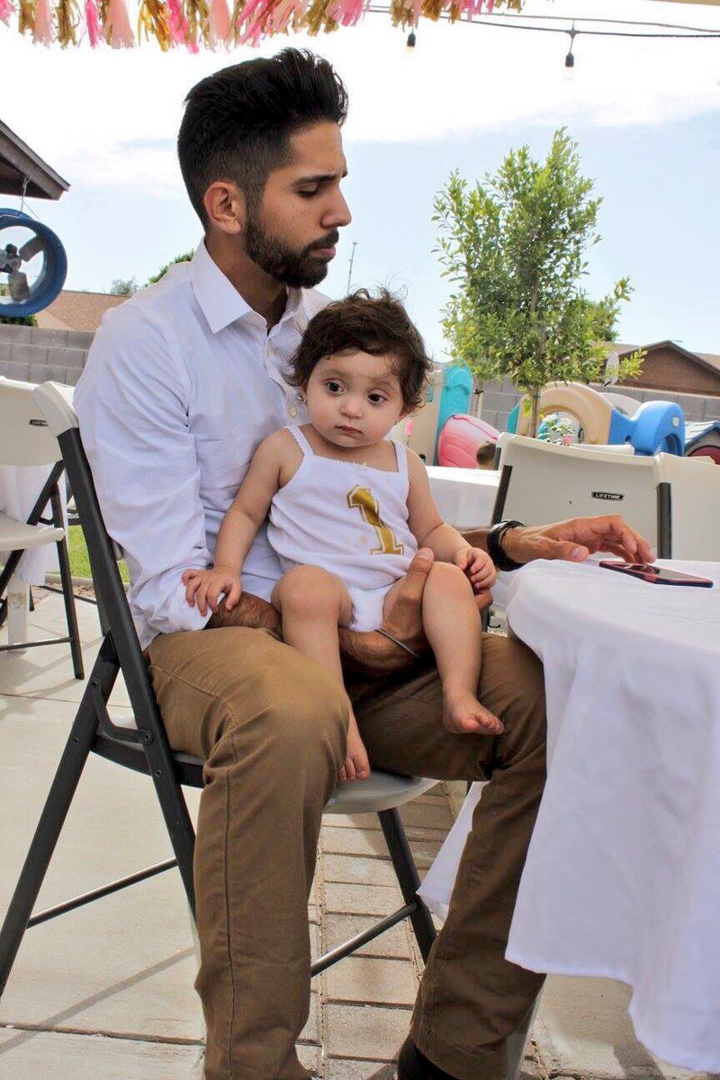 WATTz_Lopez's tweet photo. Princess and I caught off guard part 2 #WeNeedNaps https://t.co/4wE49FuopT