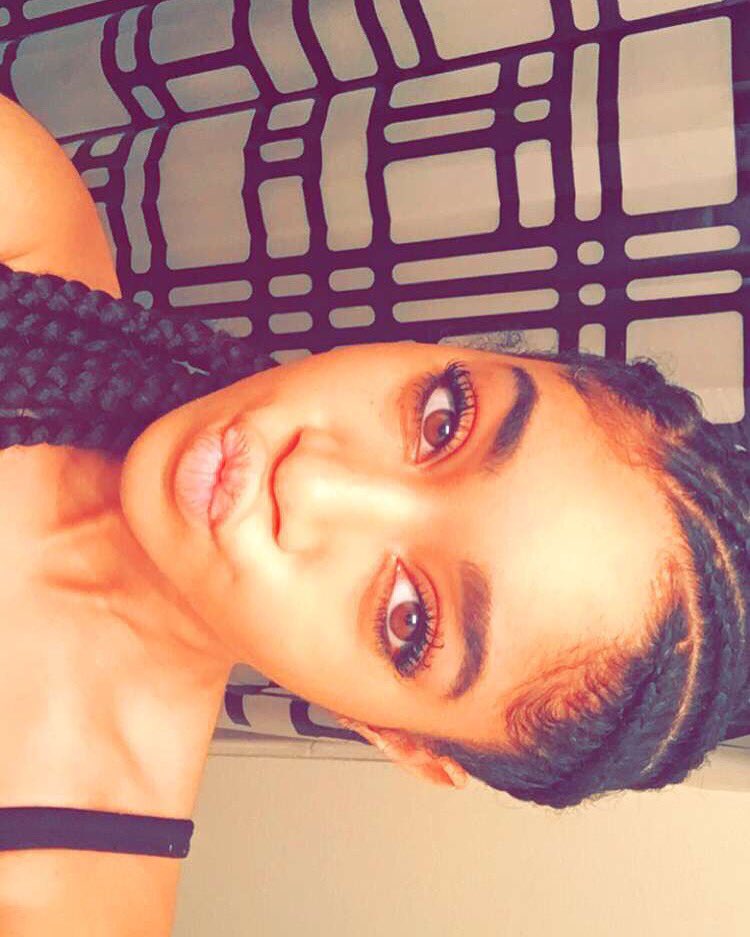DaRajaSuperstar's tweet photo. Late upload, getting braids again this summer 😛 https://t.co/KkmsObCd0z