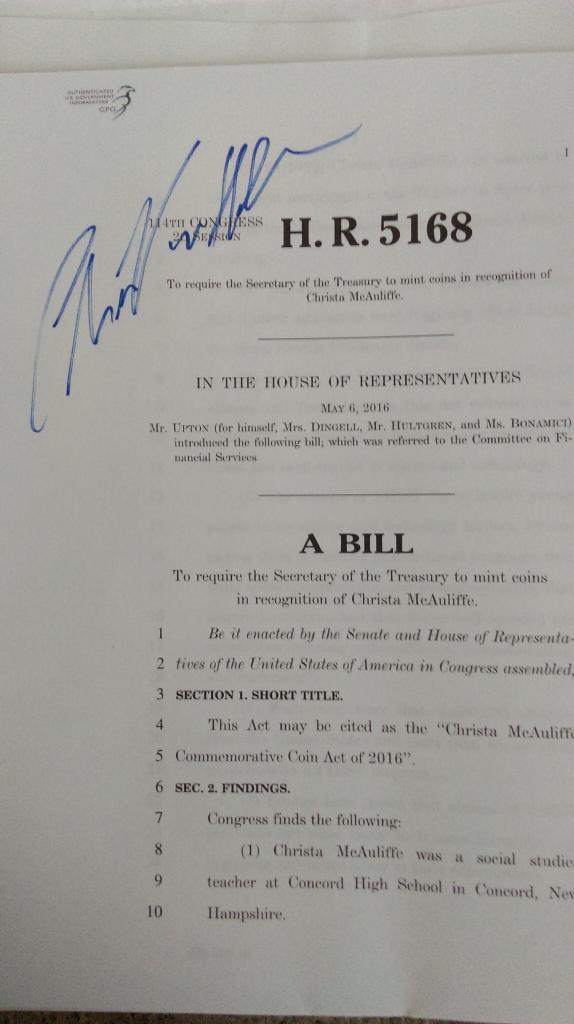 WizardsExe's tweet image. @FIRSTweets Team 9794 Wizards.exe visits MD Congressman @ChrisVanHollen  who agreed to cosponsor #DeansHomework2016