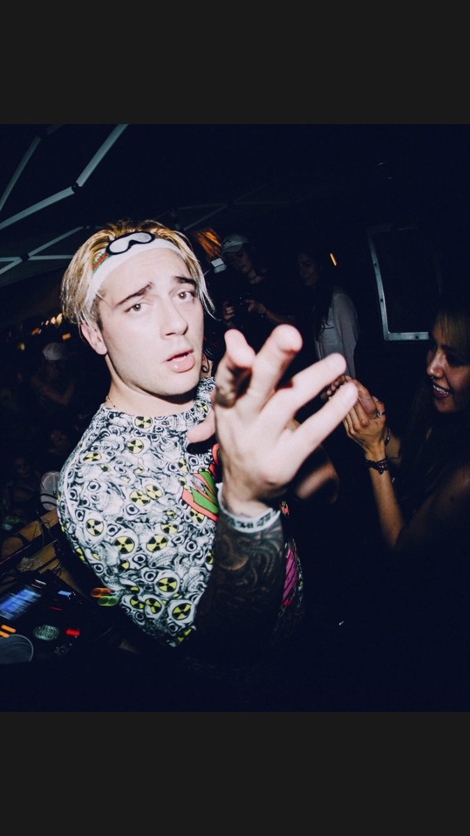 .<a href="/GetterOfficial/">G</a> covers Back to the Future, Ghost Producers, &amp; everything in-between >>> beatmashmagazine.com/entrevista-a-g…