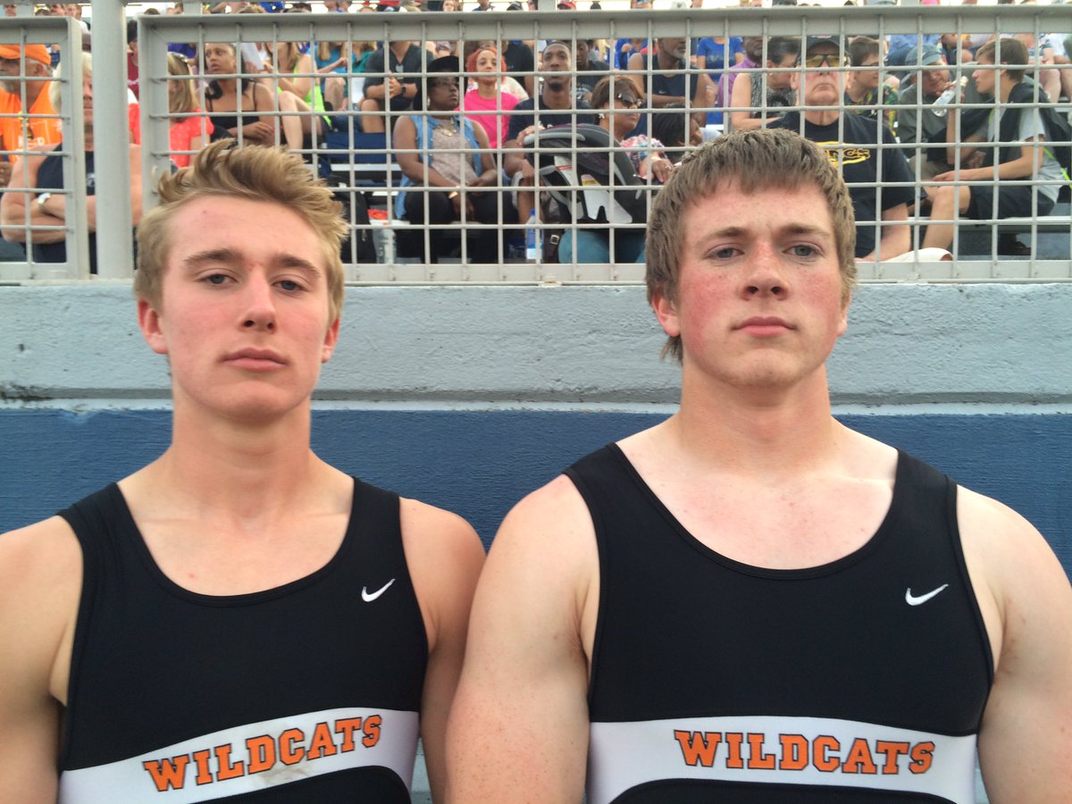 Hunter Bourne and Reggie Curtis qualify for the #WIAA Sectional in the shot put! #BigToss