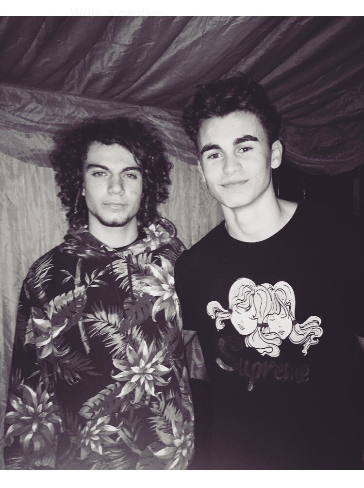 Sam_Plant99's tweet photo. Happy Birthday Ollie you dog 🐶🎉🎉🎈 miss you and hope to see you soon! lots of love ❤️ @thecheekyarab https://t.co/E4zUbevmHv